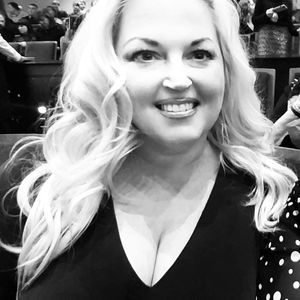 Meet your Posher, Suzanne